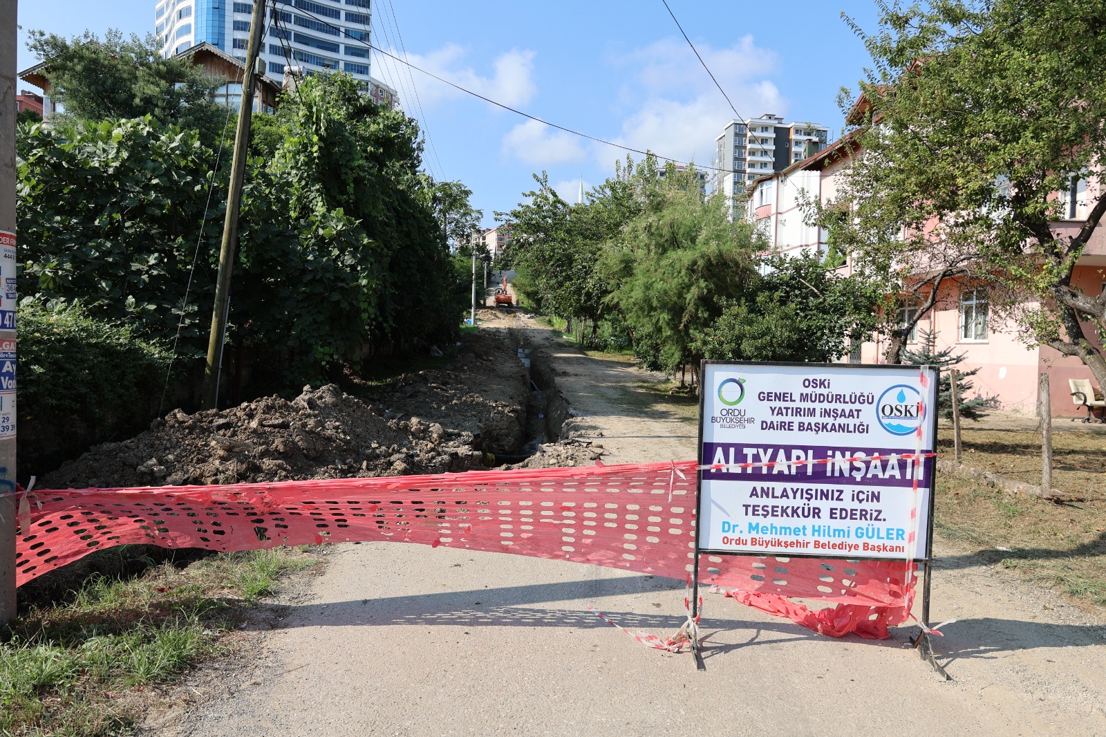 FATSA İLÇESİ DOLUNAY MAHALLESİNDE ALTYAPI YENİLENİYOR