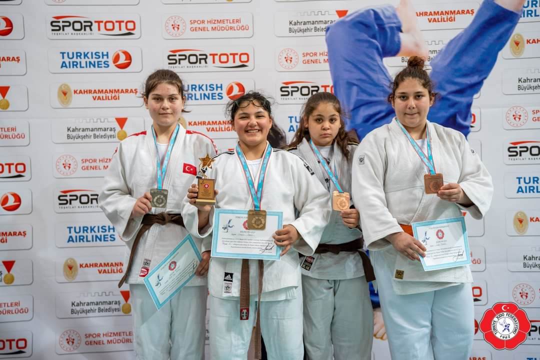 SPORA VE SPORCUYA VERİLEN DESTEK KARŞILIĞINI VERİYOR