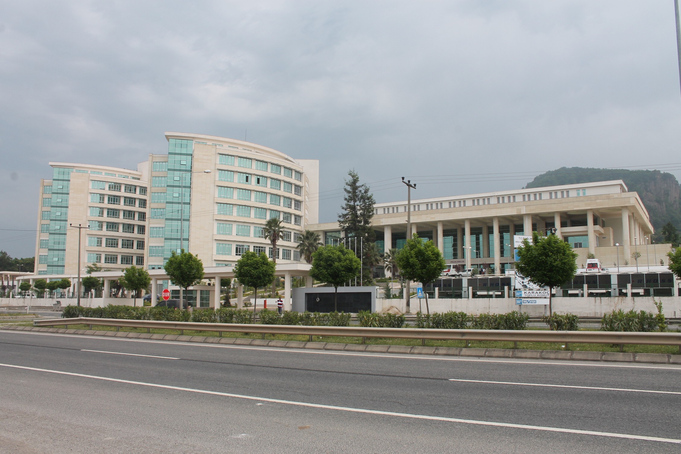 Ünye-Devlet-Hastanesi