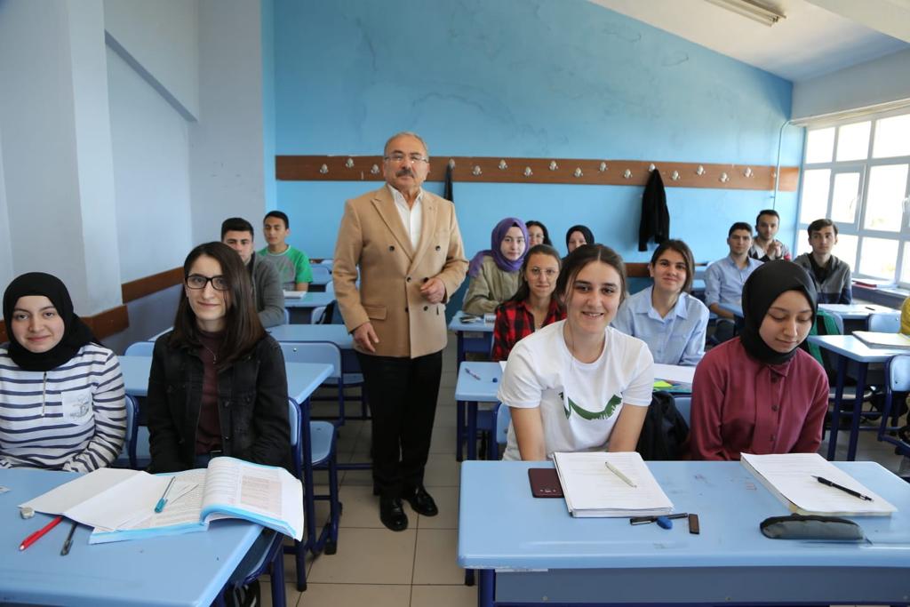BAŞKAN HİLMİ GÜLER'DEN ÖRNEK PROJE