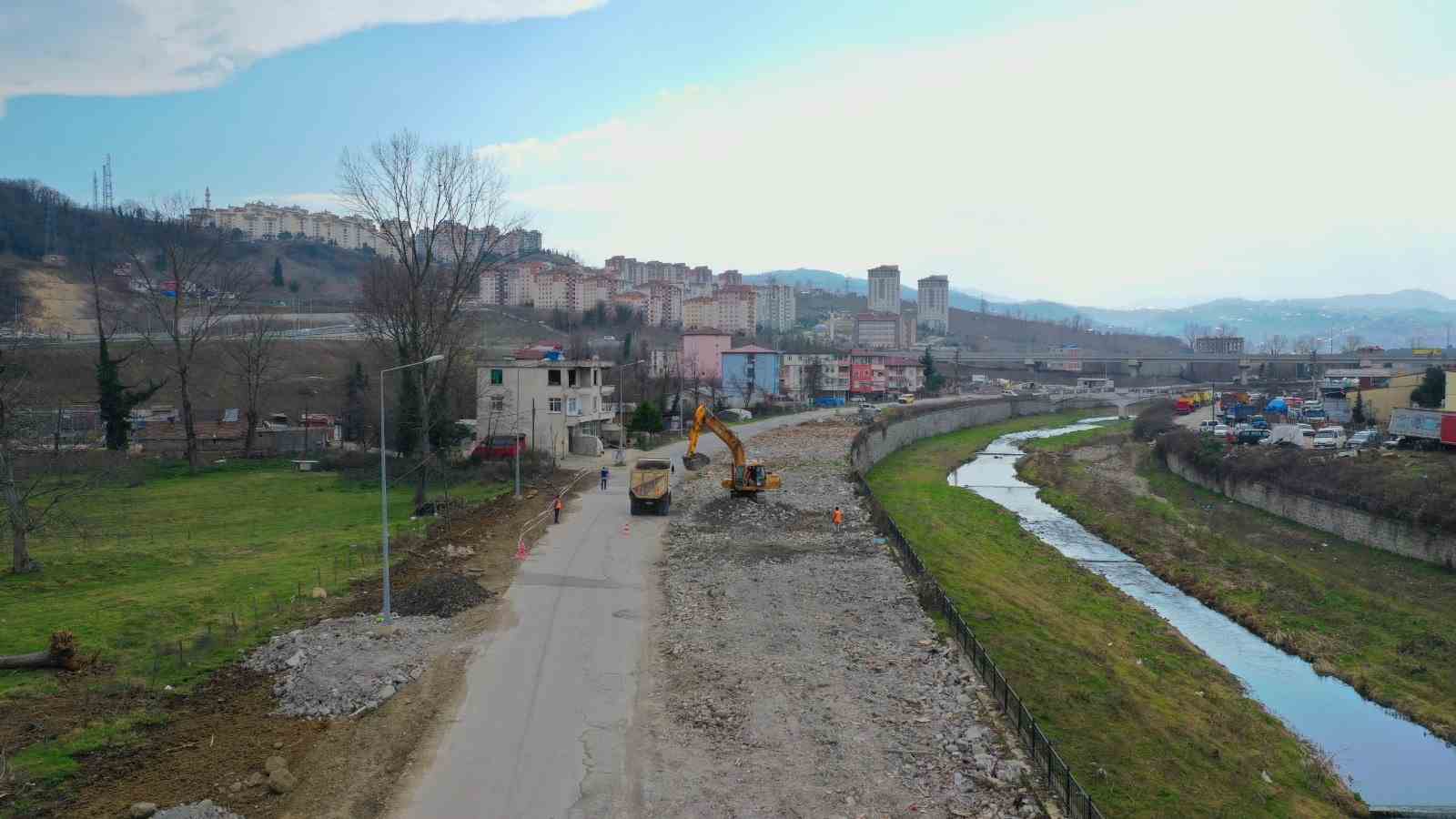 BÜYÜKŞEHİR ALTINORDU'DA ÇALIŞIYOR