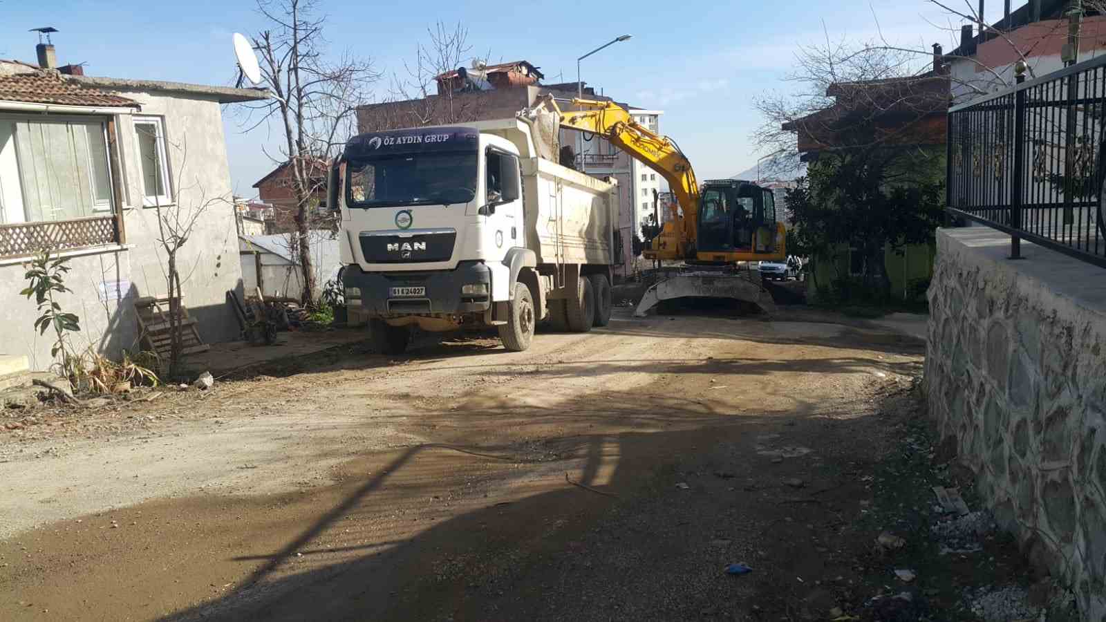 ALTINORDU'DA ASFALTSIZ YOL KALMAYACAK