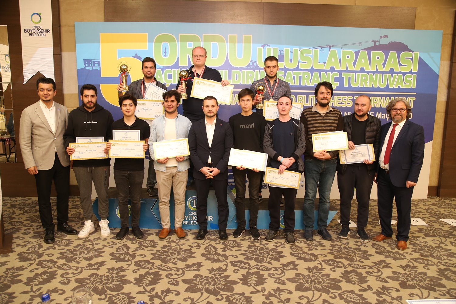ORDU SATRANCIN USTALARINI AĞIRLADI
