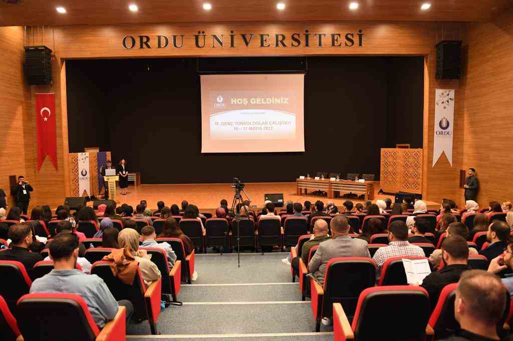 BAŞKAN TÖREN TÜRKOLOJİ ÇALIŞTAYINDA KONUŞTU: