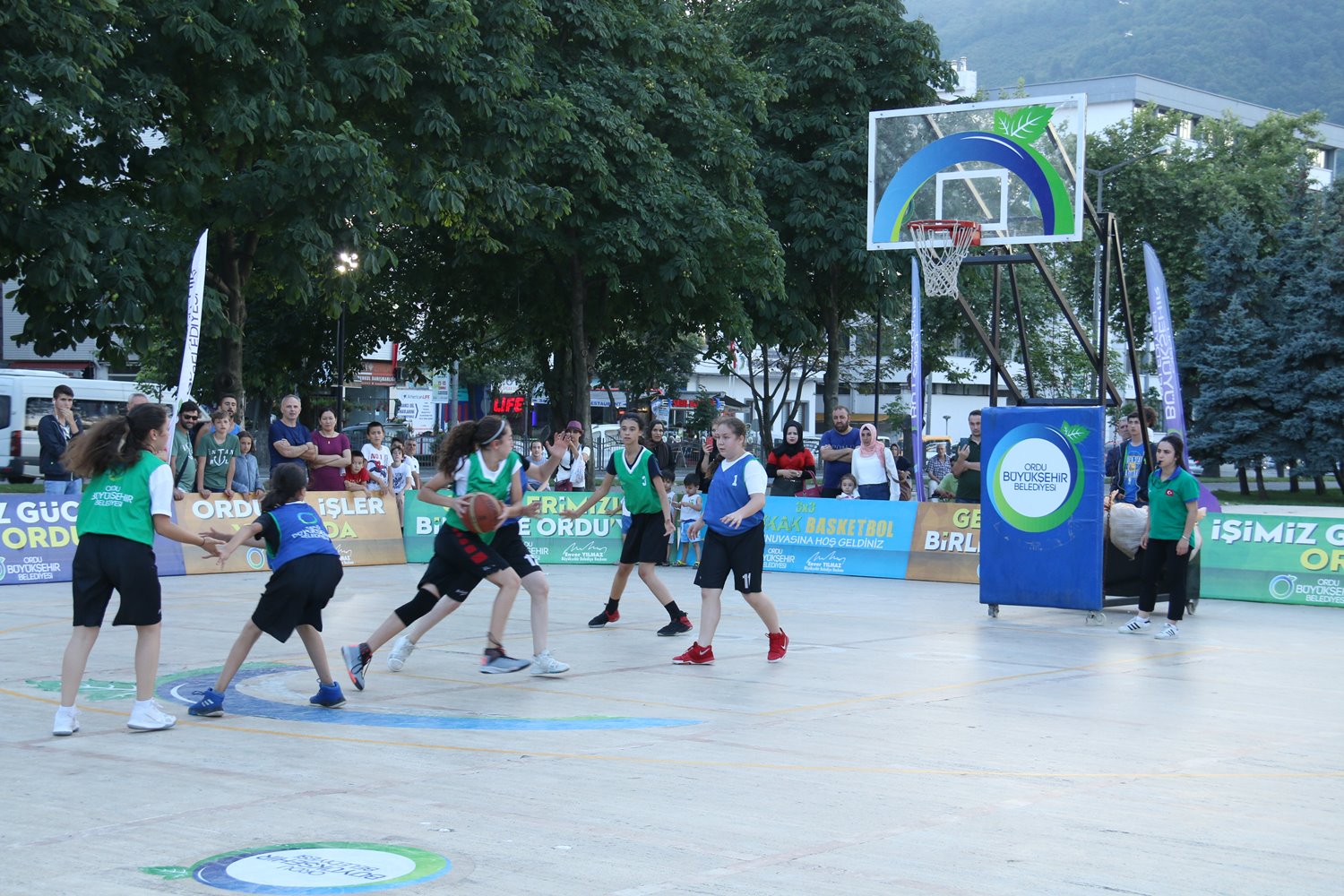 BASKETBOL HEYECANI SOKAĞA TAŞACAK