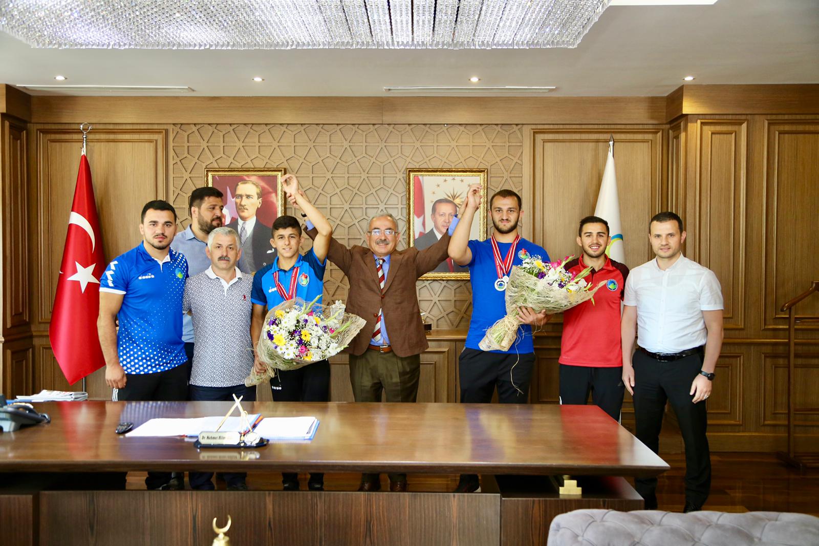 KOÇYİĞİTLER GURURLANDIRDI