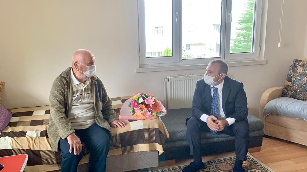 CUMHURİYET'İN ÇINARLARINA ZİYARET