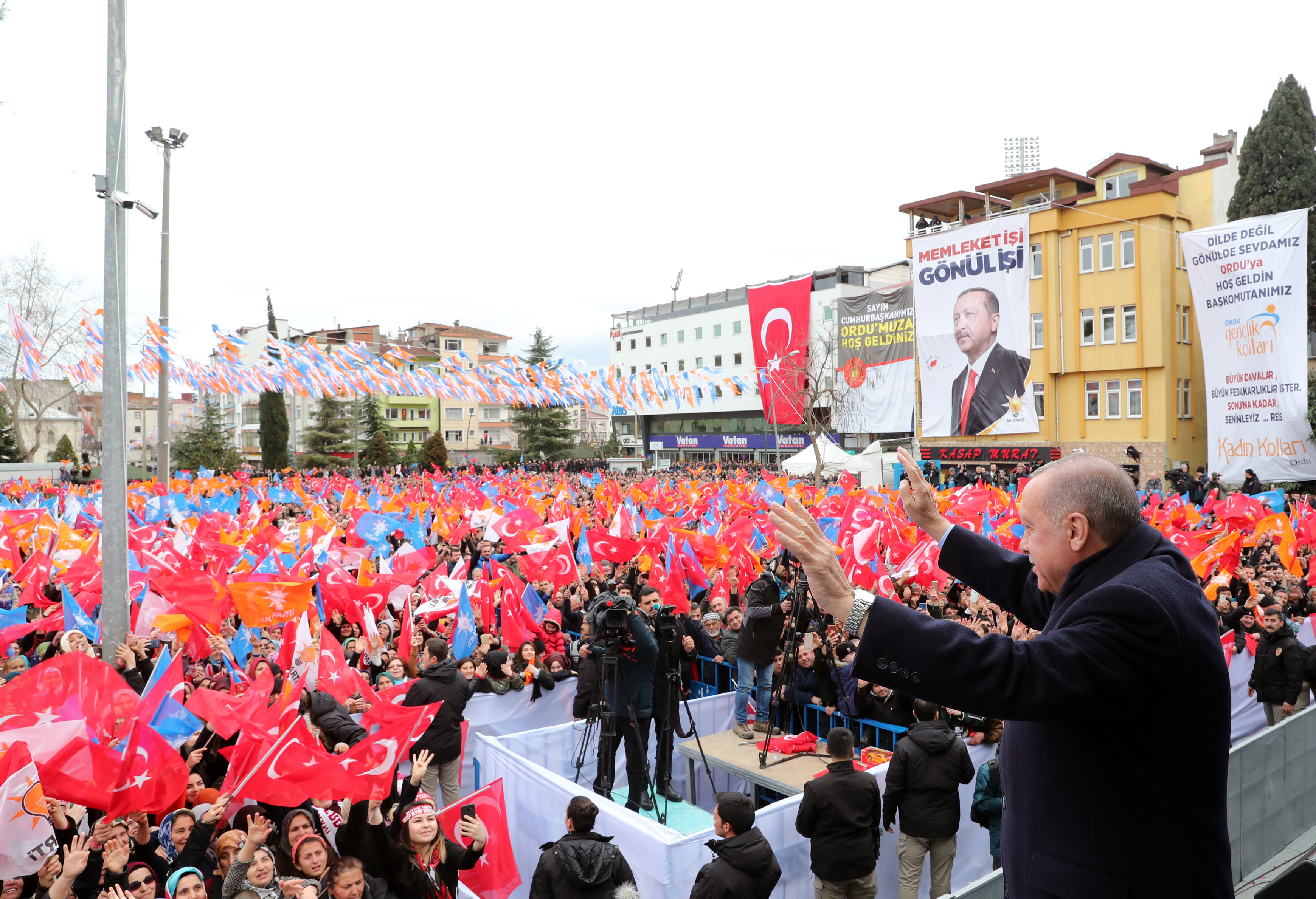 ERDOĞAN'DAN ŞAHİN'E SERT SÖZLER